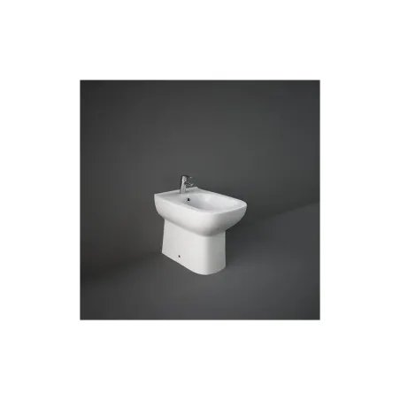 Bidet filo muro Rak Origin in ceramica bianca - vista laterale.