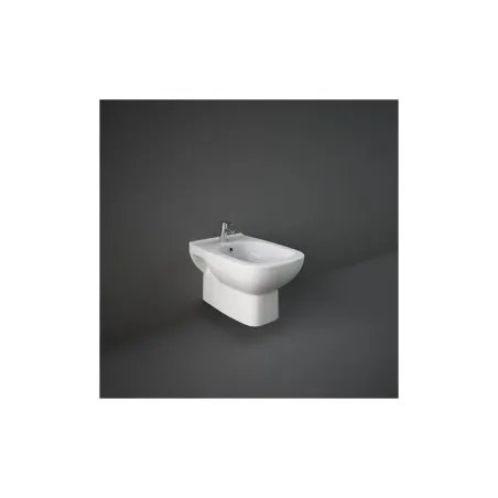 Bidet sospeso Rak Origin in ceramica bianca - vista frontale.